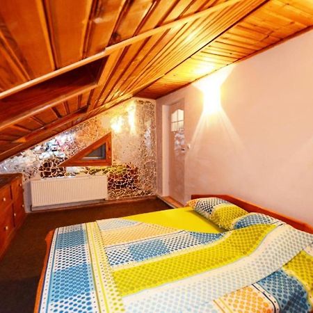 בראשוב Rustic & Romantic Apartment מראה חיצוני תמונה
